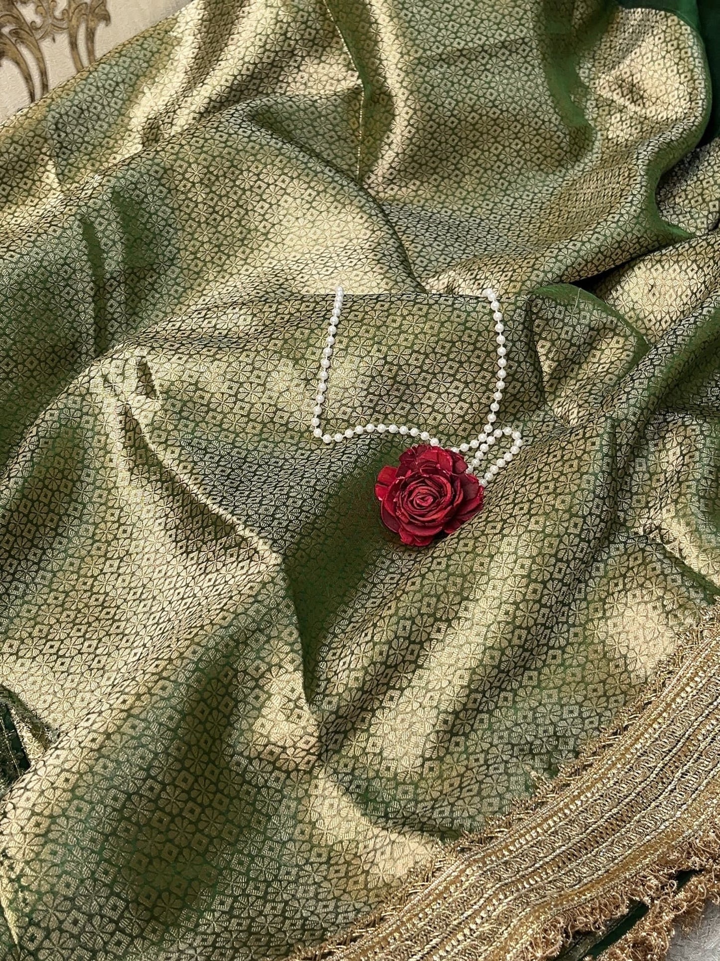 Gharana Emerald Green Hand-Embroidered Banarasi Tissue Silk Saree with Traditional Detailing