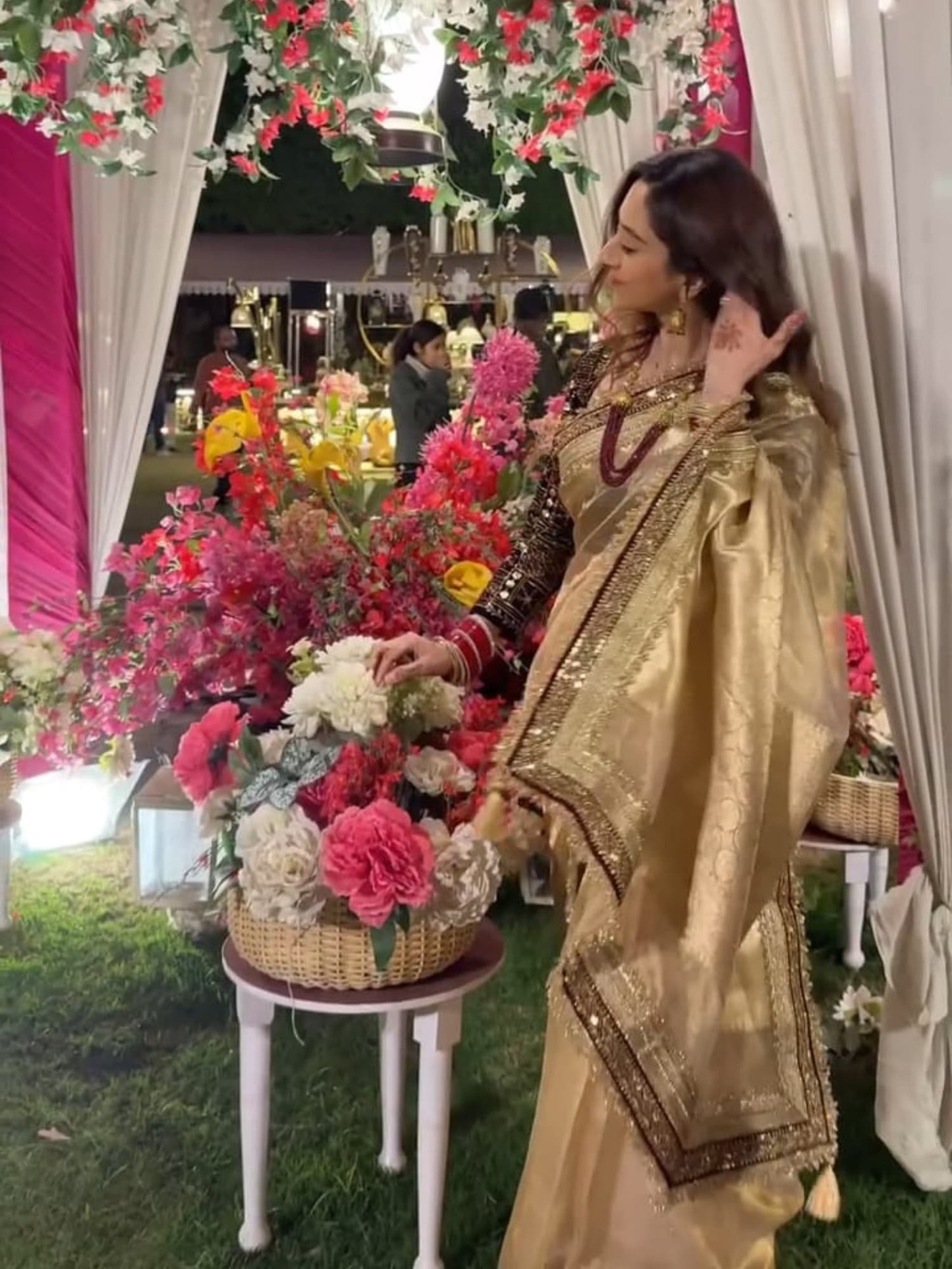 Golden Pure Banarasi Tissue Silk Saree with gota patti border, brocade aachal, and unstitched brocade blouse – handwoven Banarasi silk saree from Varanasi.