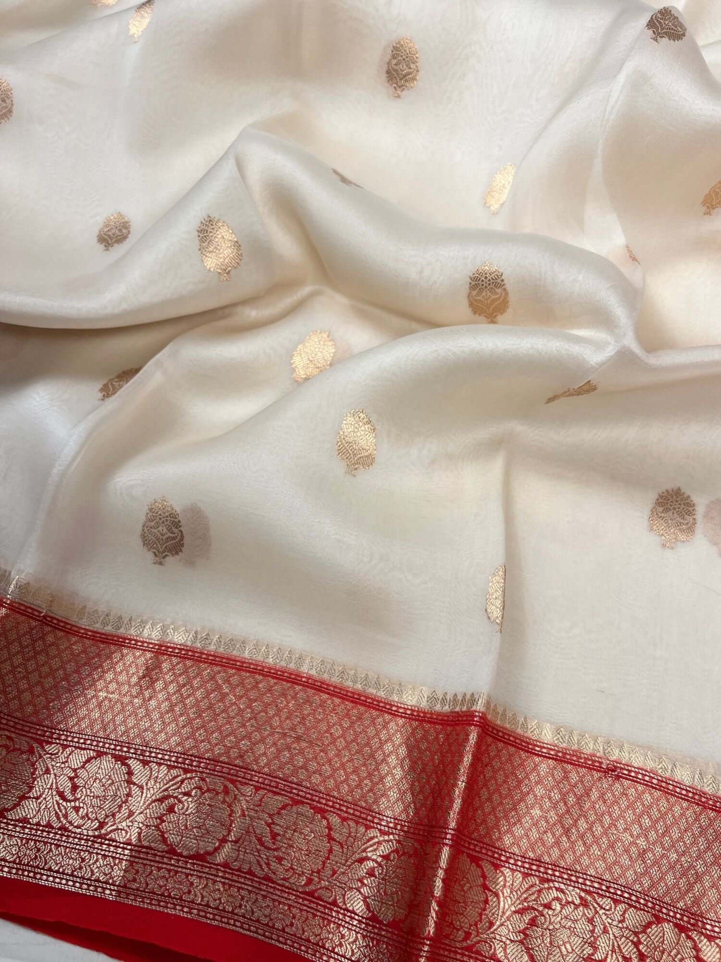 Ivory White Kora Silk Saree Closeup view