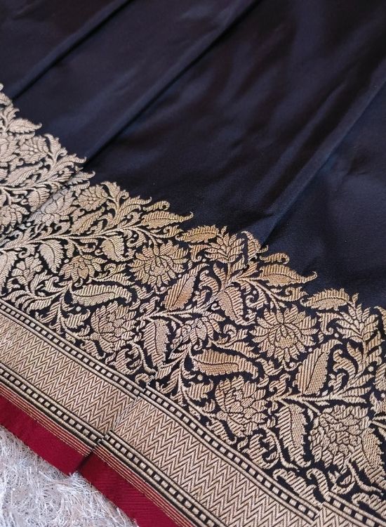 Handwove Navy Blue Katan Silk Saree