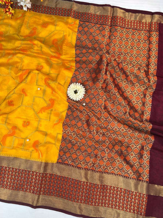 Yellow Banarasi Silk Saree - Mantavya Banaras