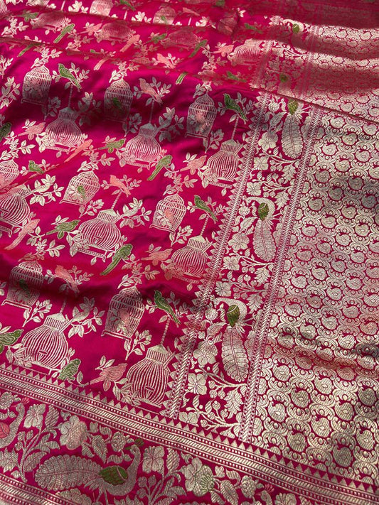 Hot Pink Katan Silk Saree Closeup view01-Mantavya Banaras