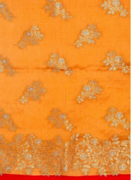 Banarasi Floral Brocade Motif with Zari Border and Tassels