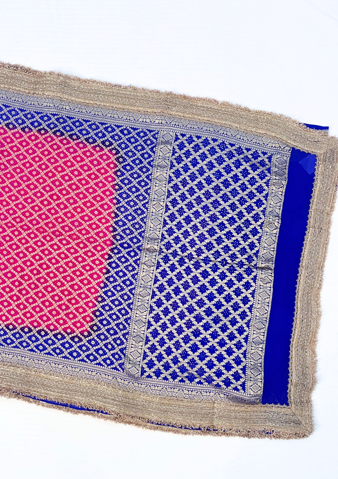 Hot pink blue bandhej
