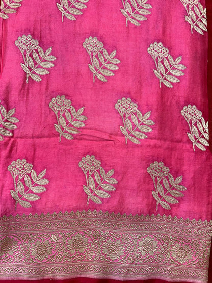  Pink Mashru Silk Saree with floral zari Closeup View