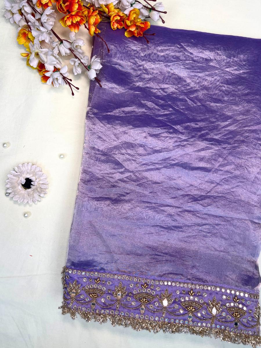 Lavender Aaina Noor e Khaas