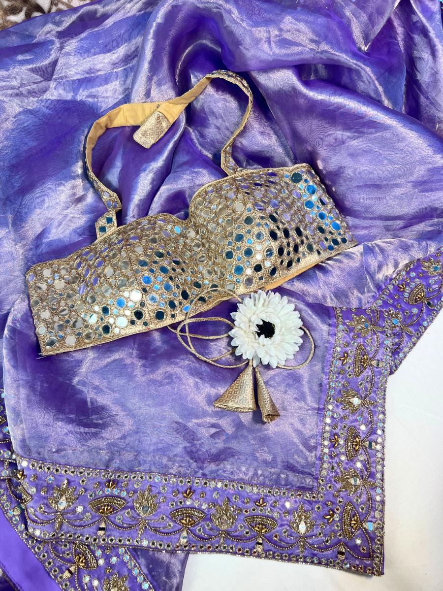 Lavender Aaina Noor e Khaas
