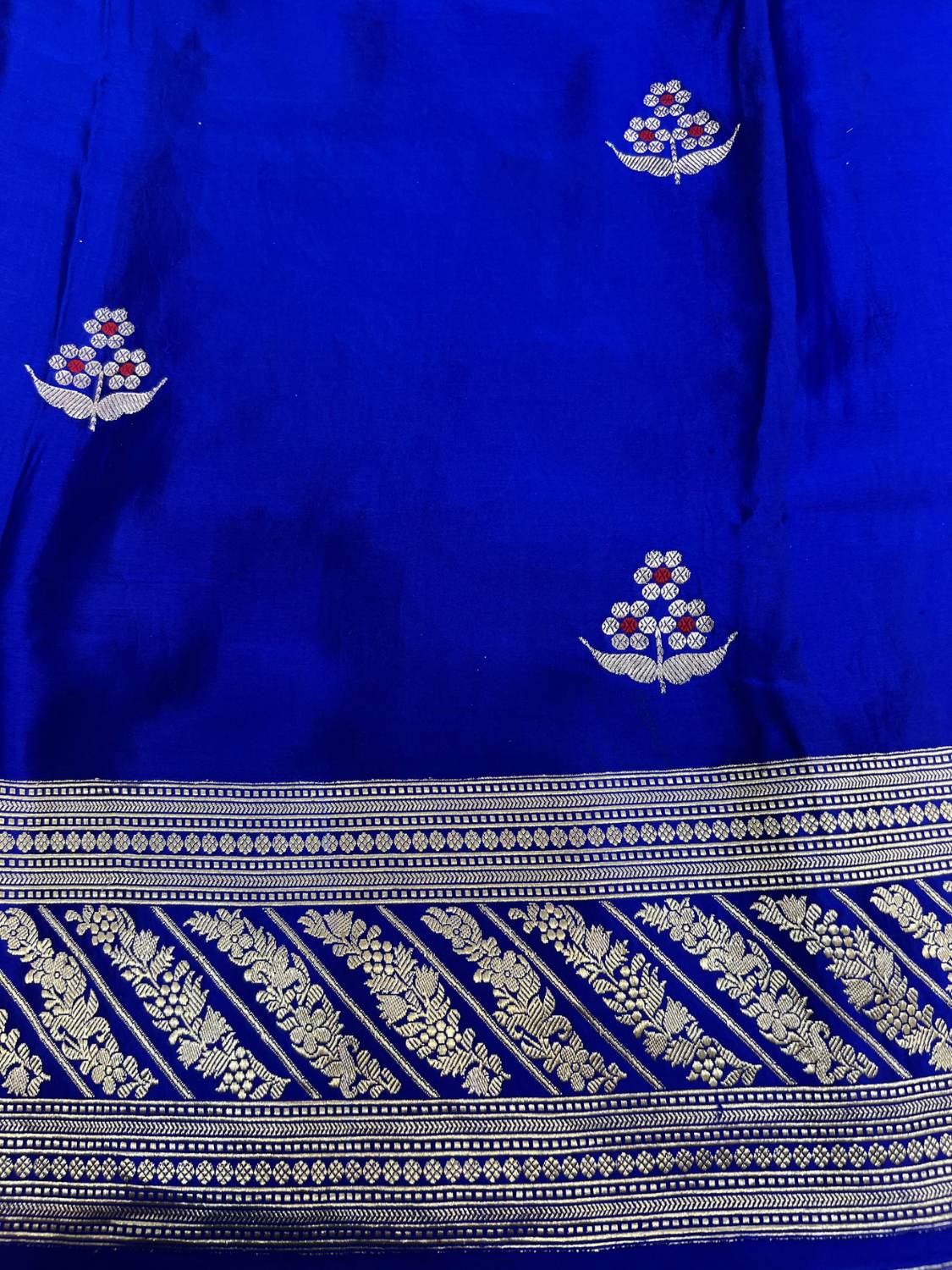  Royal Blue Mashru Silk Saree with Zari Floral Buti Closeup View