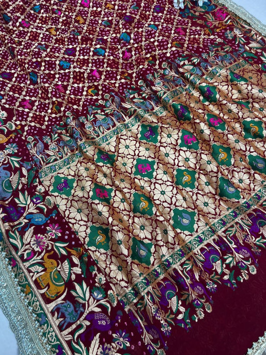 Maroon Bandhej