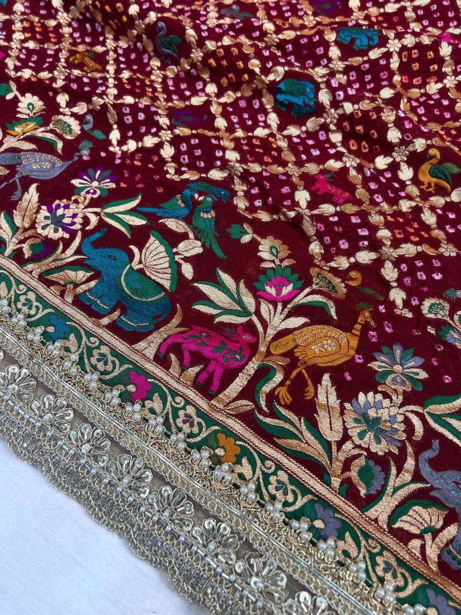 Maroon Bandhej