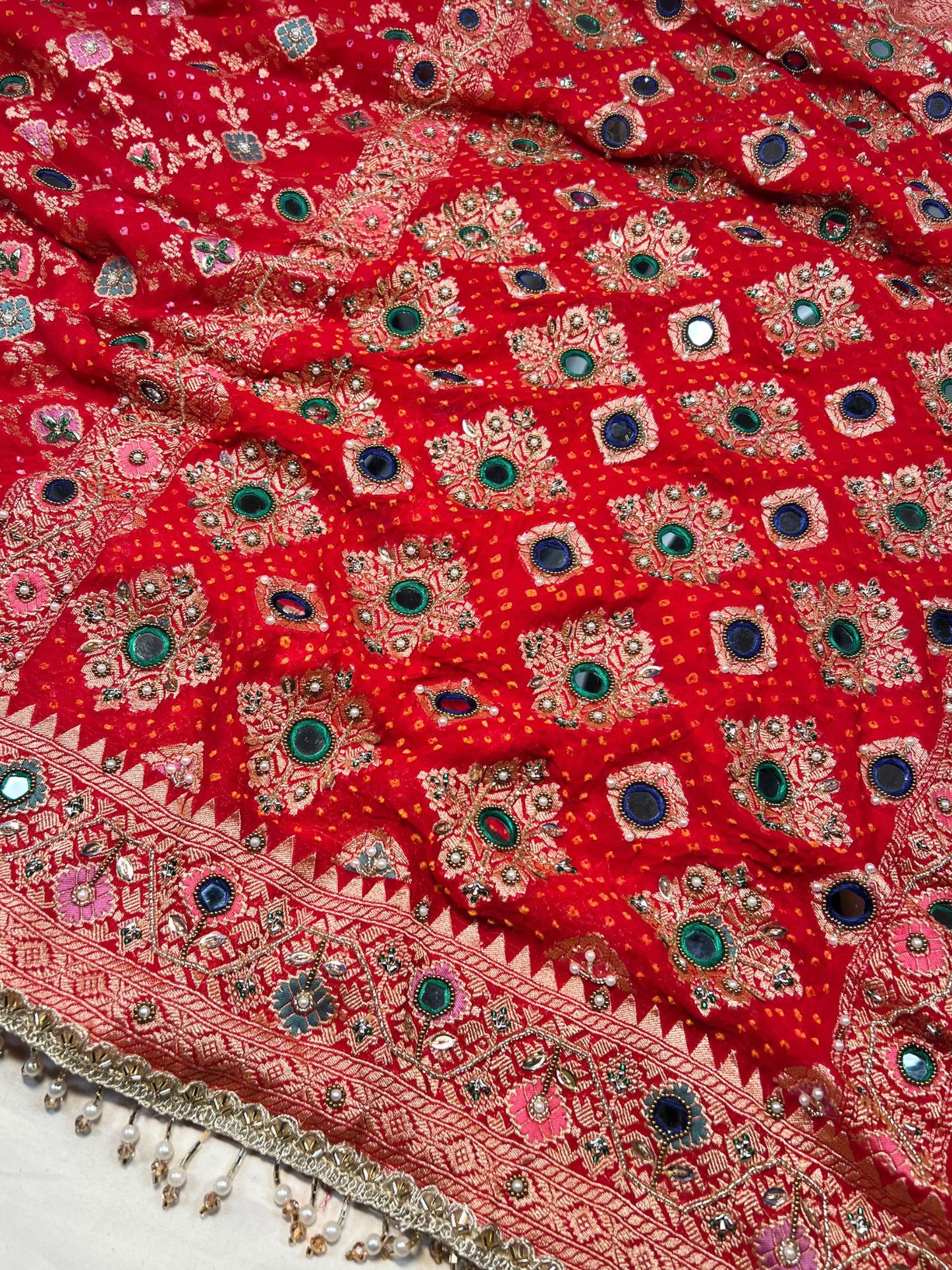 Red Bandhej
