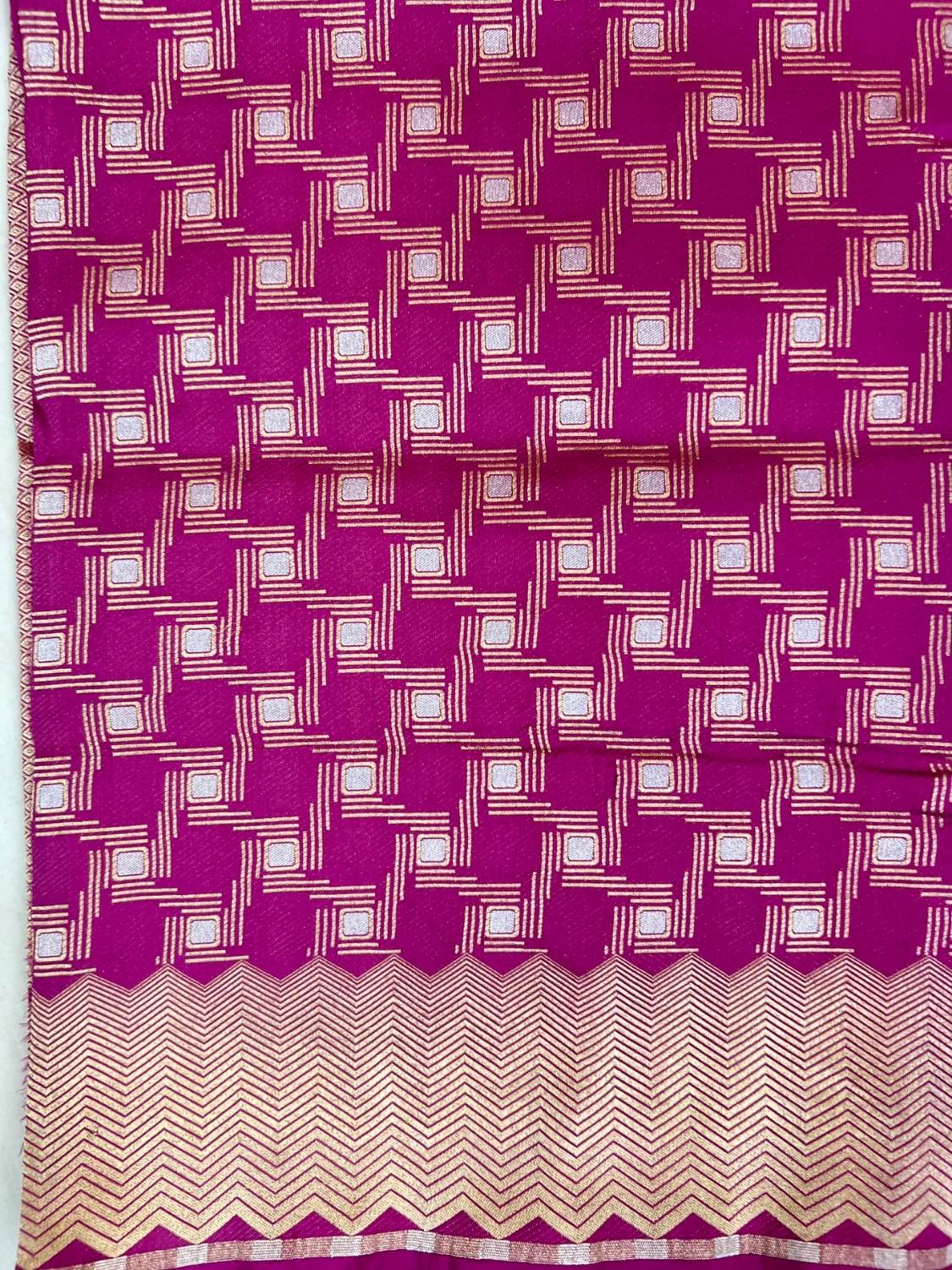 Pink Katan Silk Saree With geometric pattern closeup view