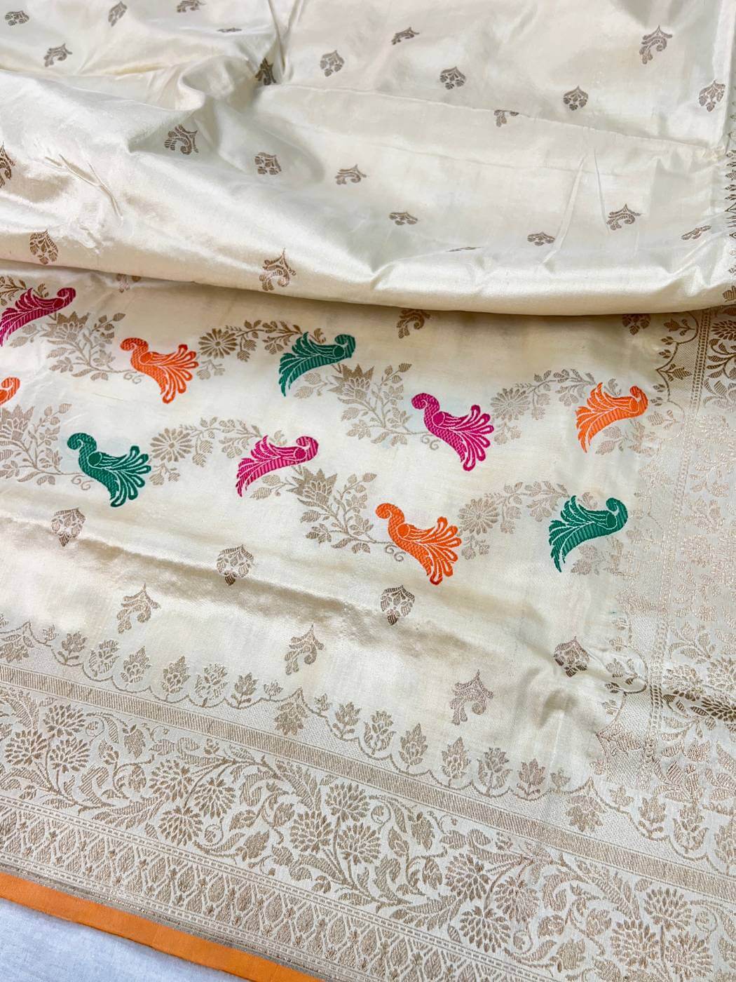 Ivory Katan Silk Saree With Meenakari work closeup view