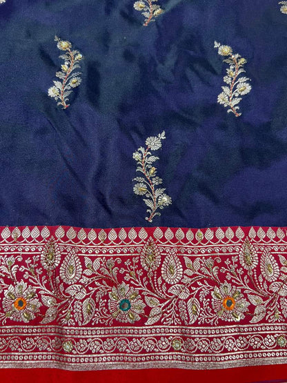 Royal Blue Katan Silk Saree Closeup View 01-Mantavya Banaras