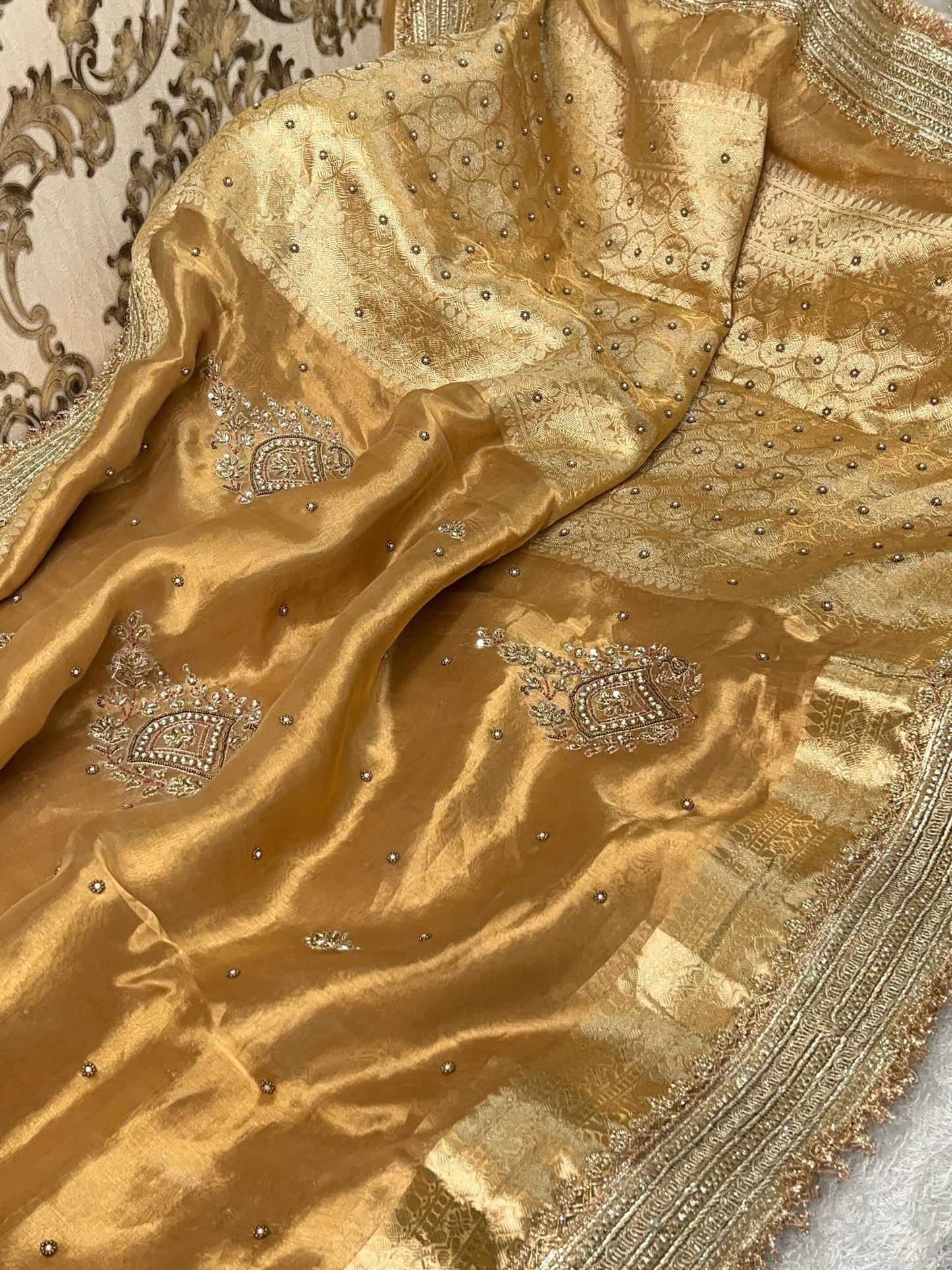 "Hand-embroidered golden pure Banarasi tissue silk saree - mantvya banaras