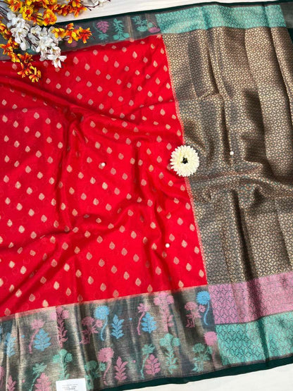 Red Banarasi Silk Saree - Mantavya Banaras