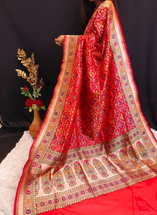 Handwoven Red Katan Silk Saree with Intricate Banarasi Weaving – Ideal for Weddings and Festive Occasions