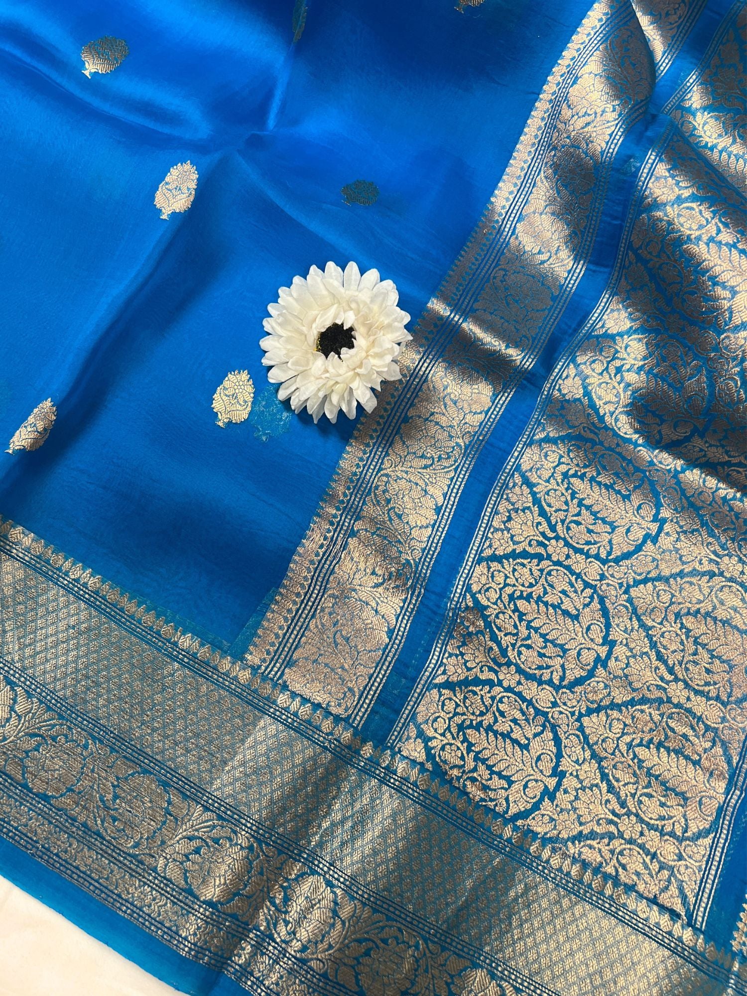  Royal Blue Kora Silk Saree Closeup view01