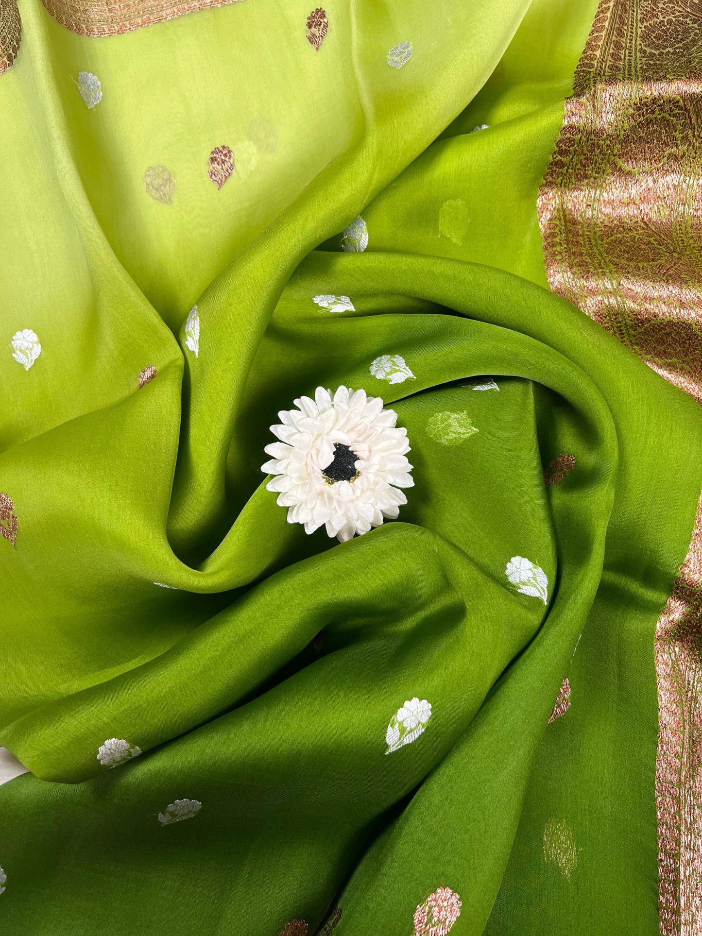 Green Kora Silk Saree Closeup View02