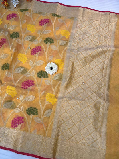 Yellow Banarasi Silk Saree - Mantavya Banaras