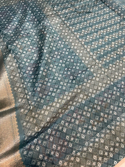 Blue silk saree with rich sheen and smooth premium texture – Mantavya Banaras.