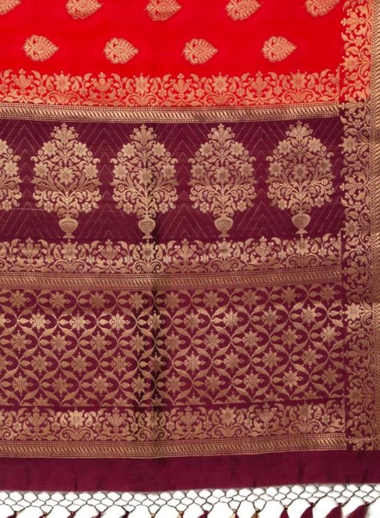 Banarasi Brocade Butta with Zari Border and Tassels