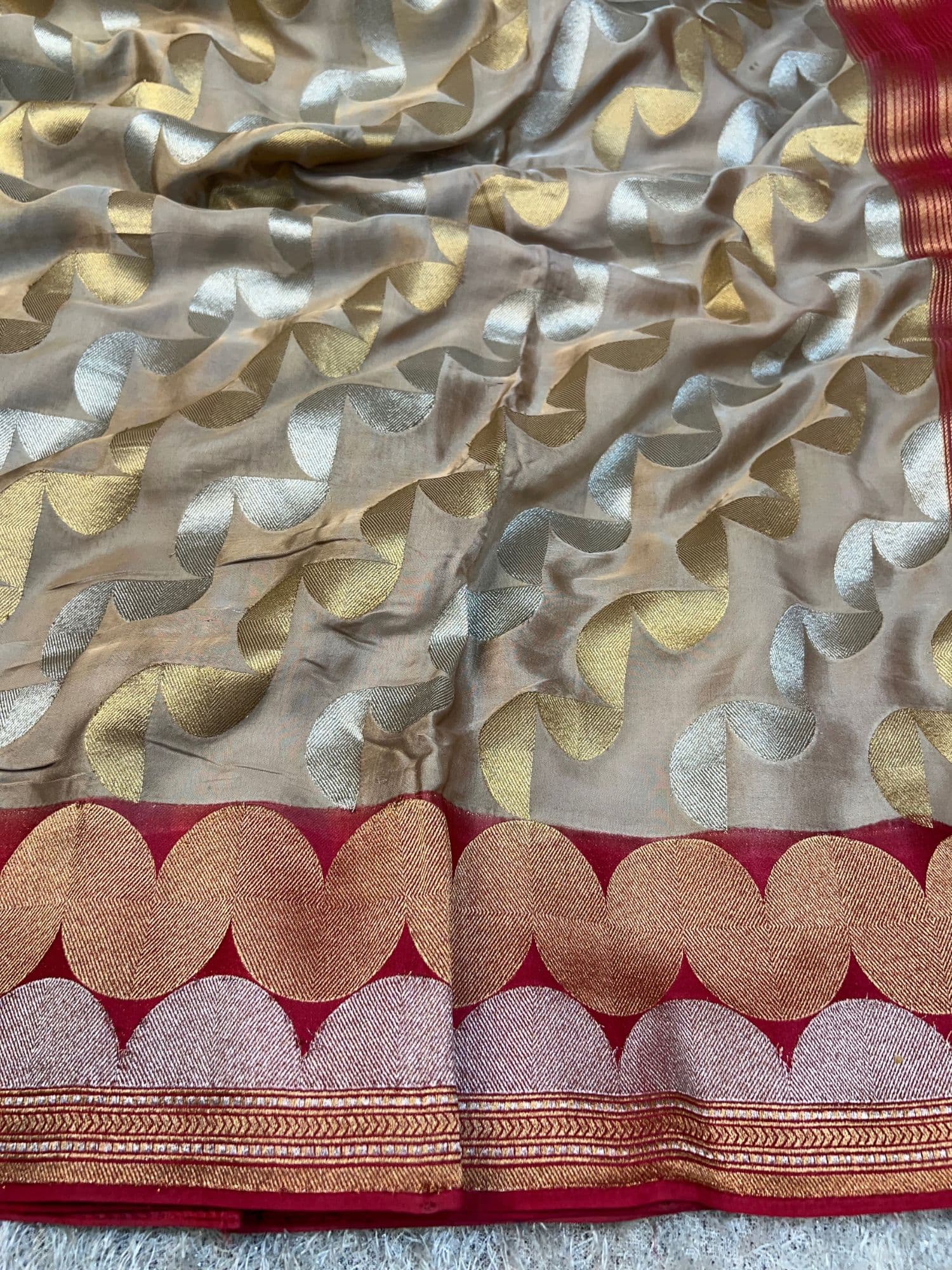 Luxury ivory Mashru silk with a smooth shine and timeless ethnic appeal - mantavya banaras