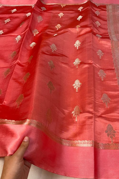 Pink Raw Mango Silk Saree with satin border, buti motifs, zari aachal, and unstitched brocade blouse – handcrafted Banarasi saree.